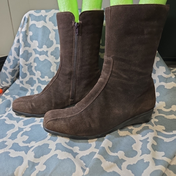 Great gently used condition from smoke-free home NEW LA CANADIENNE WOMEN ELENA W - Picture 2 of 6